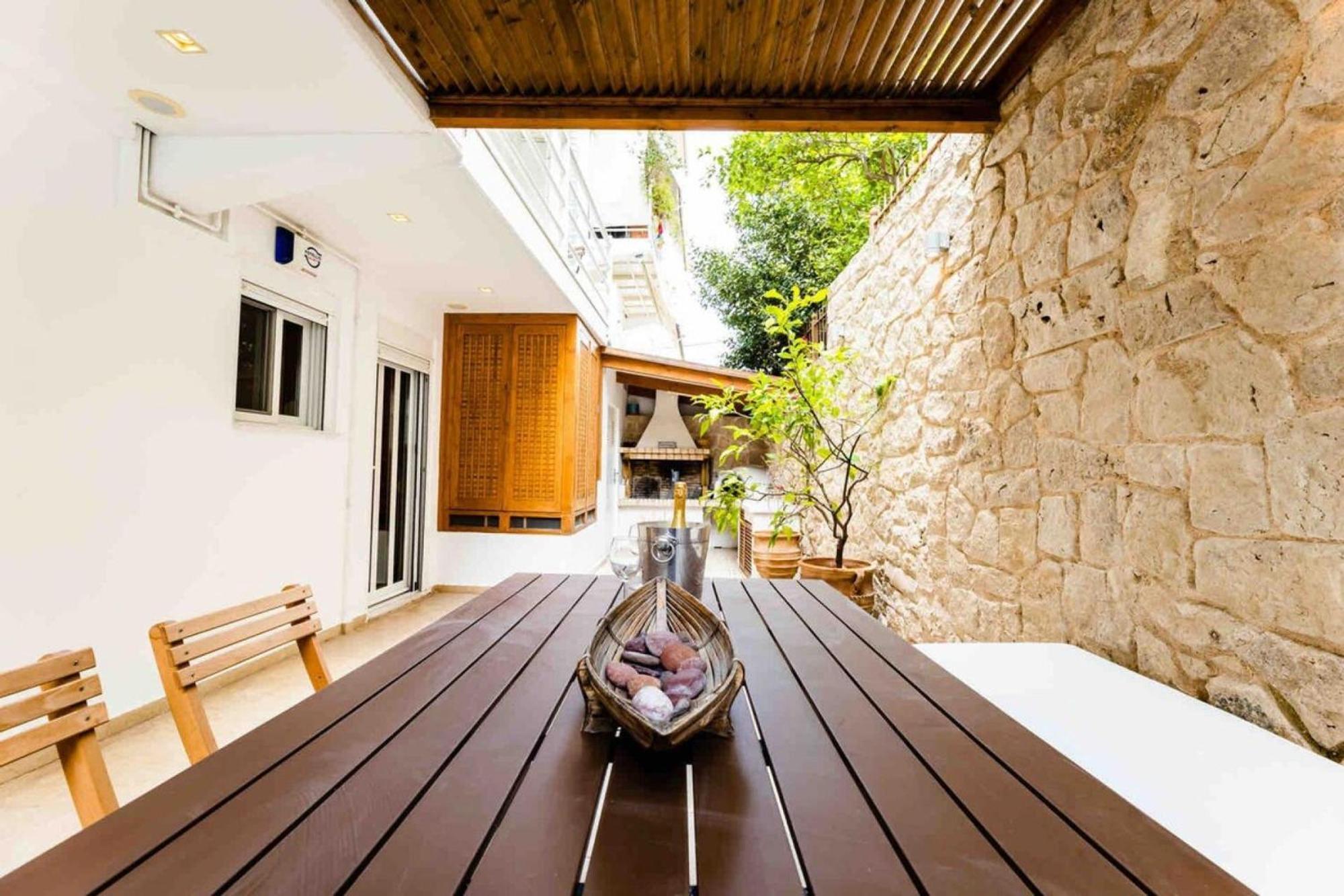 The Garden House At Alimos Leilighet Athen Eksteriør bilde